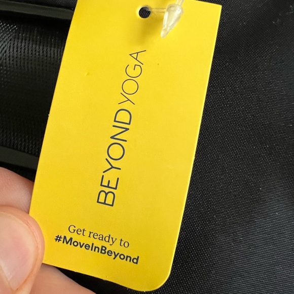 Beyond Yoga Convertible Gym Bag Tote Backpack - Picture 2 of 6